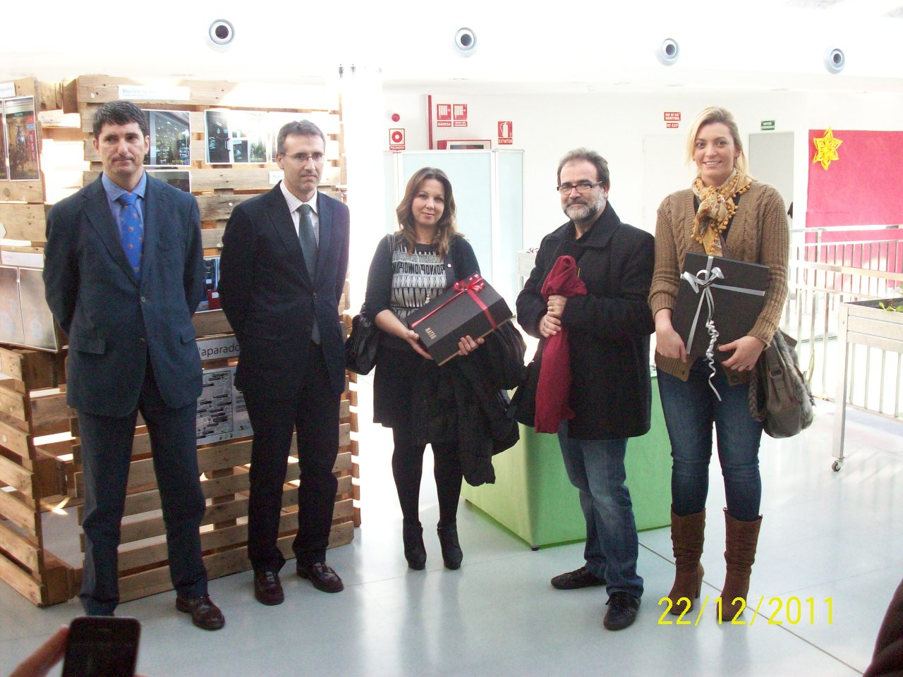 Entrega de premios del I Concurso de escaparates navideños de Camp Redó