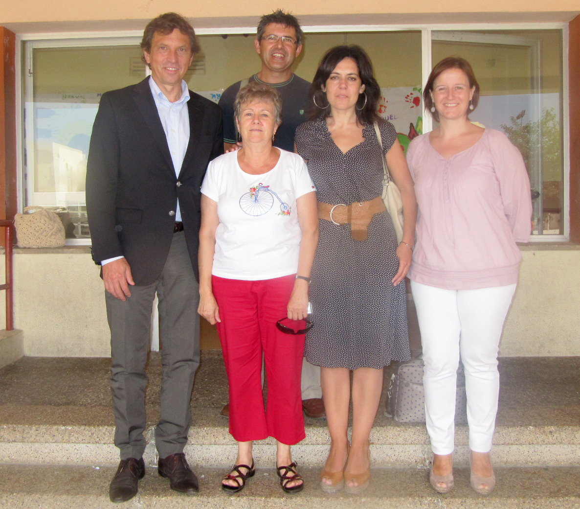 El batle de Palma visita l'escola d'estiu d'Amadiba