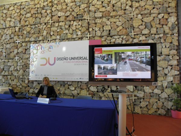» L'Ajuntament presenta a Màlaga el seu projecte per a aconseguir una ciutat per viure
