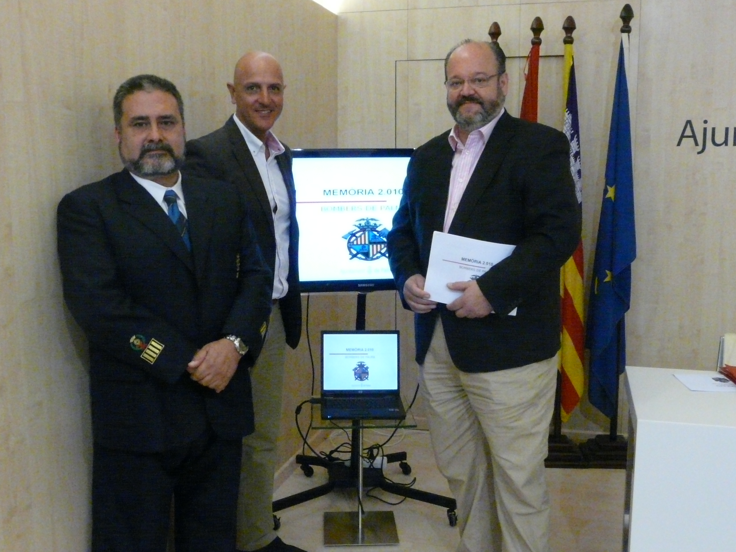 L'Ajuntament aposta per la formació i l'especialització dels Bombers de Palma 